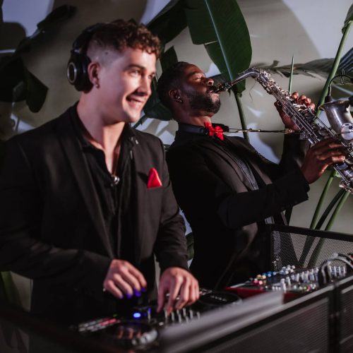 redtie band dj and sax
